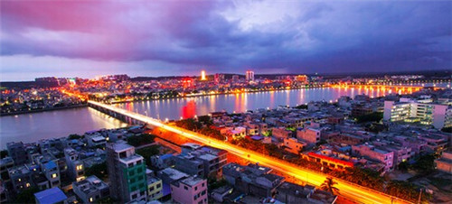 互助土族风情游览区在哪里？好玩吗